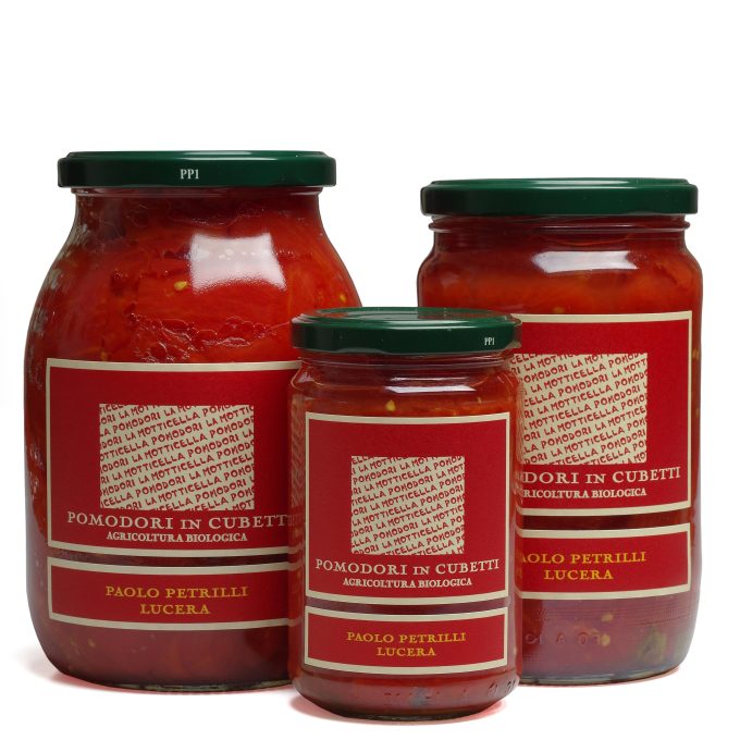 POMODORI IN CUBETTI – CARTONE DA 12 VASI DA 720ML